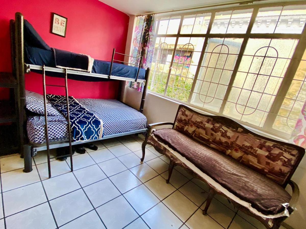 Free Spirit Hostel Guadalajara Ngoại thất bức ảnh