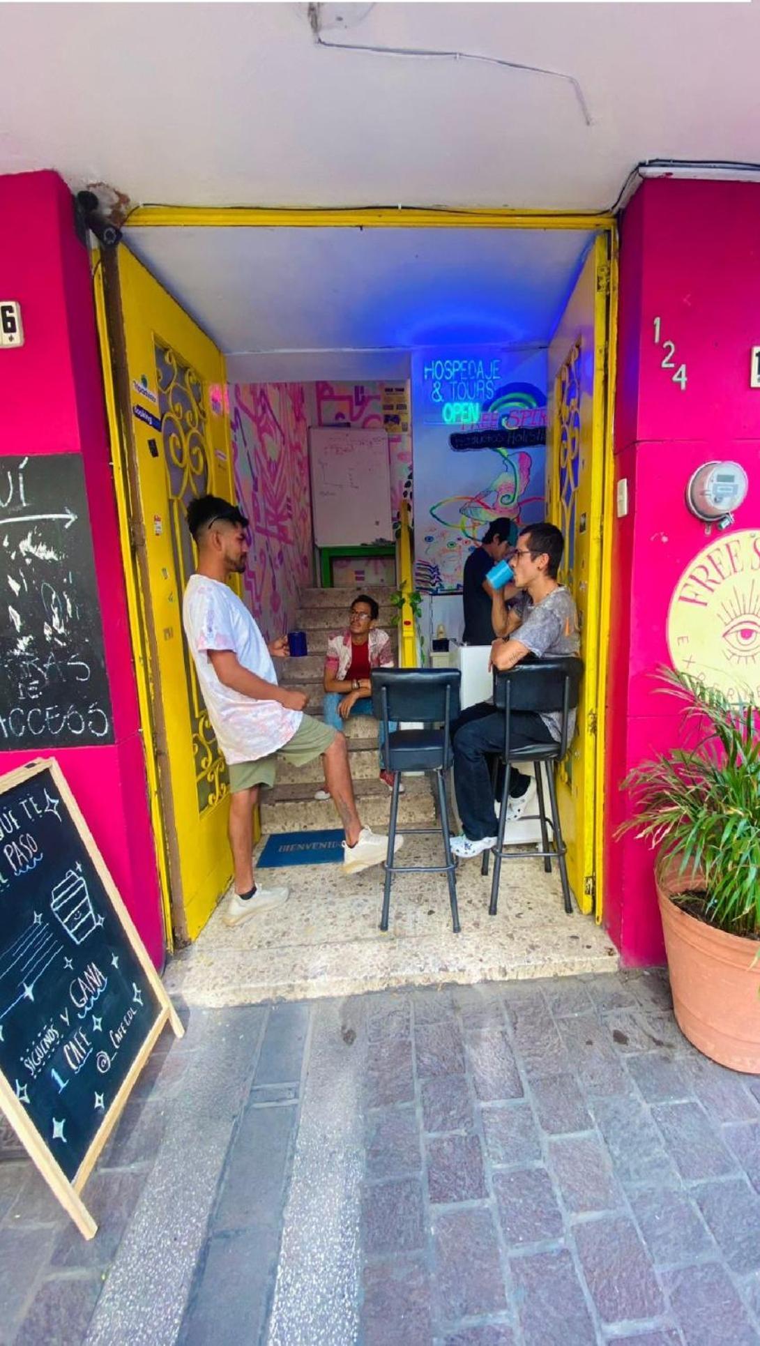 Free Spirit Hostel Guadalajara Ngoại thất bức ảnh